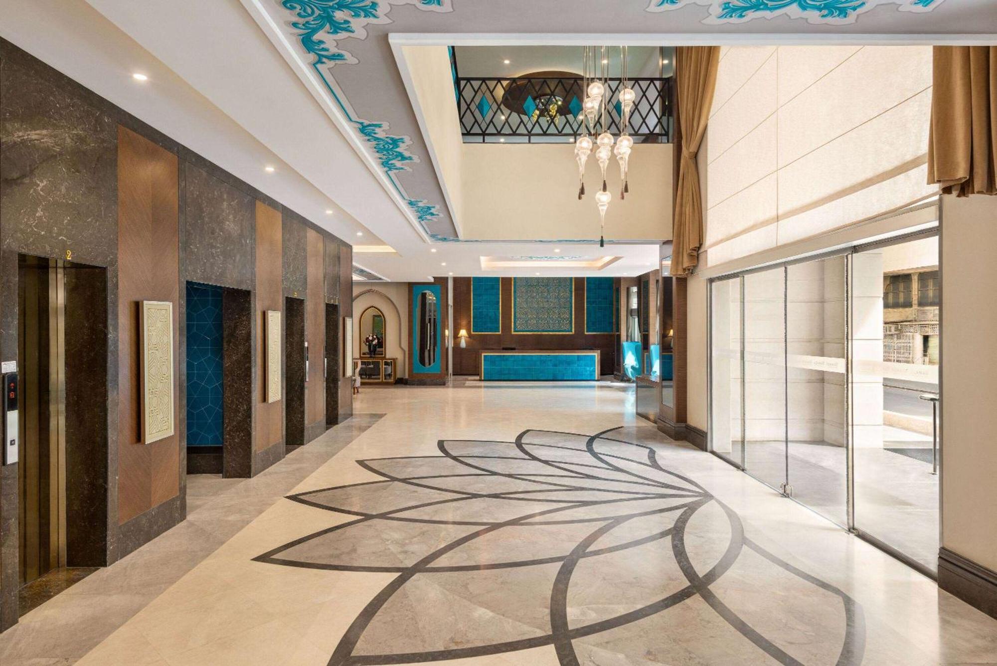 Ramada By Wyndham Makkah Zad Al Tayseer مكة المظهر الخارجي الصورة