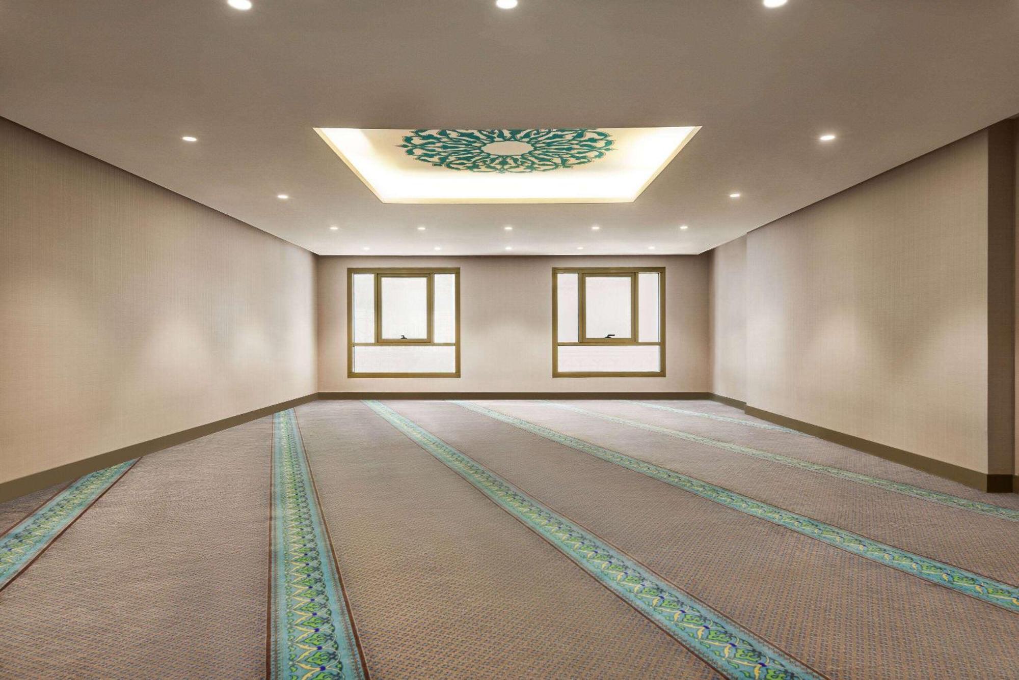 Ramada By Wyndham Makkah Zad Al Tayseer مكة المظهر الخارجي الصورة